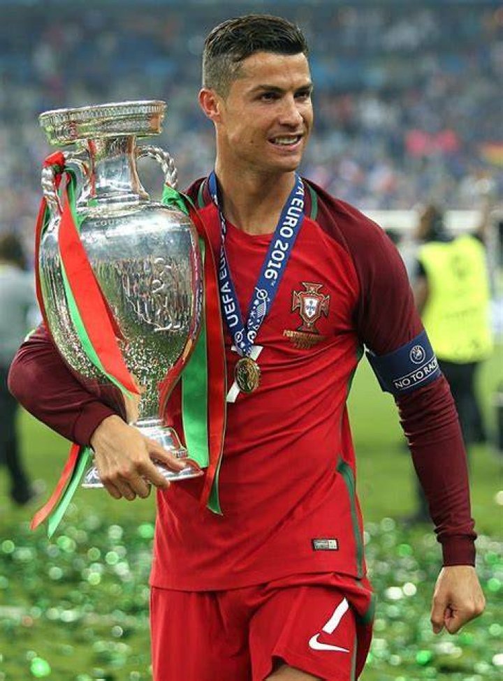 Mateo Ronaldo Dos Santos